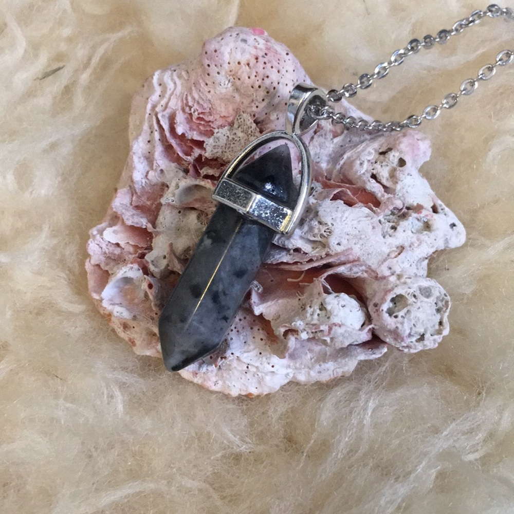 Obsidian Pendant - Picture 4 of 4